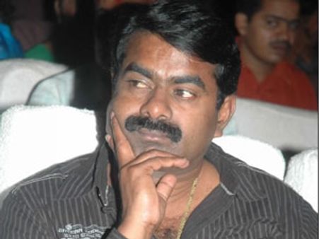 பாளை மத்திய சிறையில் 103 வழக்குகளின் கீழ் கைதானவரை சந்தித்த சீமான்