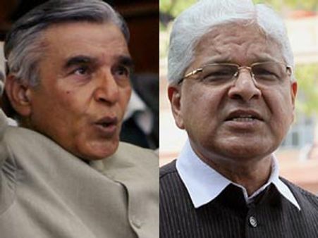 லஞ்சம், மோசடி: மத்திய அமைச்சர்கள் அஸ்வனி குமார், பவன்குமார் பன்சால் நீககம்!