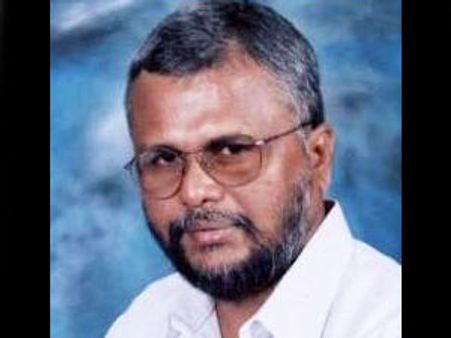 அரசியல் லாபத்துக்காக கச்சத்தீவுக்கு உரிமை கோருகிறார் தமிழக முதல்வர் ஜெ.: சொல்கிறார் டக்ளஸ்