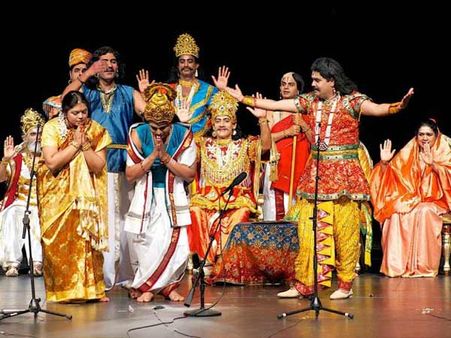 சிகாகோவில் பிரம்மாண்டமாய் அரங்கேறிய 'பொன்னியின் செல்வன்'