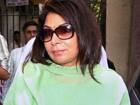 ஸ்பெக்ட்ரம் உரிமம்... ஸ்வான் தகுதியற்றது... அது ரிலையன்சுக்கு சொந்தமானது- நீரா ராடியா சாட்சியம்!