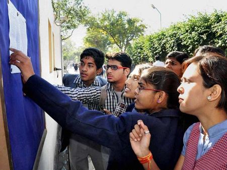 சிபிஎஸ்இ 10ம் வகுப்பு தேர்வு முடிவுகள் வெளியீடு: சென்னை மண்டலம் தான் பர்ஸ்ட்