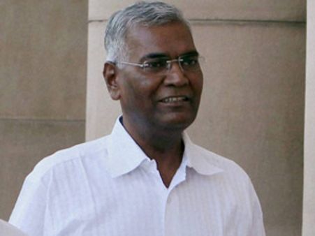 அப்பாடா.. டி.ராஜாவுக்குக் கிடைத்தது மார்க்சிஸ்ட் கம்யூனிஸ்ட் ஆதரவு!