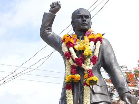 இன்று வாஞ்சிநாதன் நினைவுநாள்: மாணவ, மாணவியர் வீர அஞ்சலி