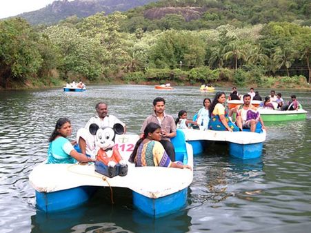 அடித்து நொறுக்குது மழை... வருமானத்தை அள்ளிக் குவிக்குது தமிழ்நாடு சுற்றுலாக் கழகம்!
