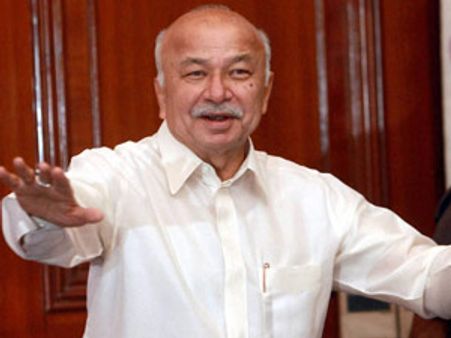 உத்தர்காண்ட் வெள்ளம், மீட்பு பணிகளில் குறைபாடு இருந்தன: சுஷில்குமார் ஷிண்டே ஒப்புதல்!