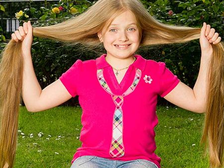 வயது 8... உயரம் 4 அடி... முடி நீளம் 3 அடி...: லண்டன் சிறுமியின் சாதனை