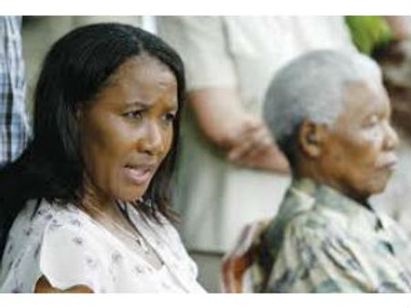 வெளிநாட்டு ஊடகங்கள் கழுகுகள் போன்றவை: மண்டேலாவின் மூத்த மகள் சாடல்