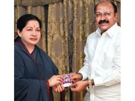 பரிதி இளம்வழுதி, பொன்னுசாமிக்கு அதிமுக தலைமை செயற்குழு உறுப்பினர் பொறுப்பு தந்த ஜெயலலிதா!