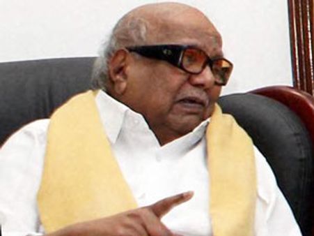 கணக்கெடுப்பு படிவத்தில் திருநங்கைகளுக்கு '9' என்ற குறியீட்டை நீக்க வேண்டும்: கருணாநிதி