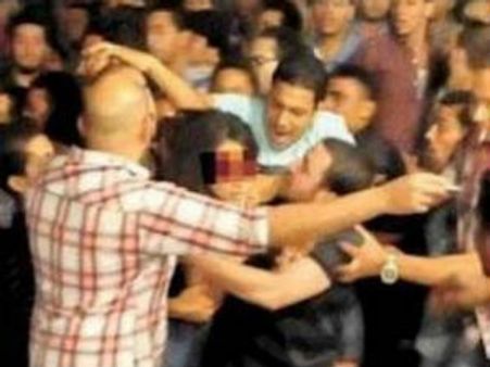 எகிப்து: போராட்டத்தை பதிவு செய்ய சென்ற பெண் நிருபர் பலாத்காரம்!