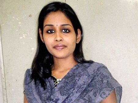 ஐ.ஏ.எஸ் போல நடித்து வங்கியில் பணமோசடி- நடிகை லீனா மரியாவின் காதலன் கைது