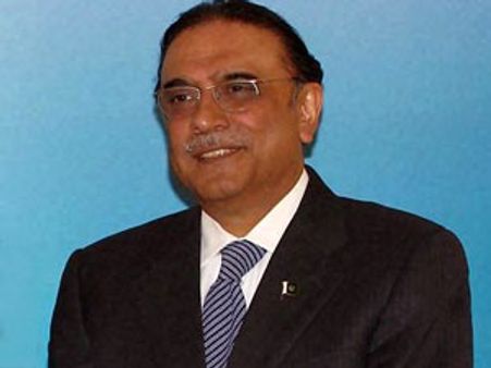 உயிருக்கு ஆபத்து, ஊழல் வழக்குகள்: பதவிக்காலம் முடிந்ததும் பாகிஸ்தானை விட்டு வெளியேறும் சர்தாரி