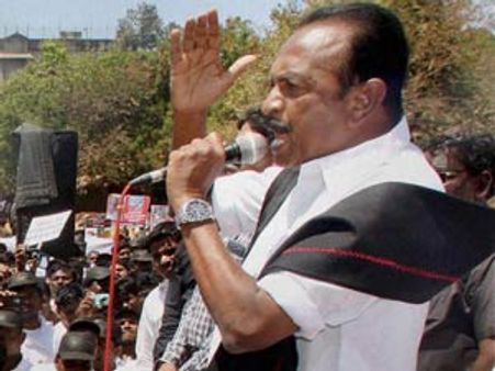 கூடங்குளம் கதிர்வீச்சு அபாயத்துக்கு மத்திய அரசும், அணு சக்தித் துறை அதிகாரிகளும்தான் பொறுப்பு