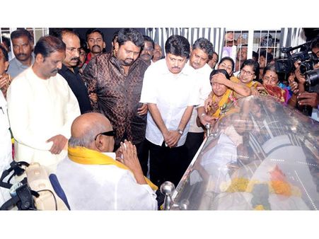 பகைவரையும் இகழ்ந்து பேசாதவர் வாலி - கருணாநிதி இரங்கல்