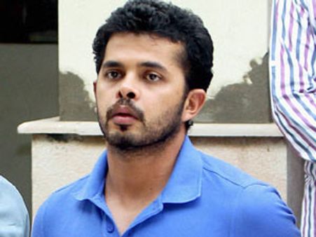 ஜாமீன் ரத்து..ஸ்ரீசாந்த் உட்பட 21 பேருக்கு கோர்ட் நோட்டீஸ்!