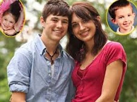 ஆணான பெண்ணிற்கும், பெண்ணான ஆணிற்கும் பூத்த ‘புனிதக்காதல்’....