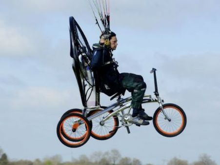 எல்லாரும் மேல பாருங்க, ‘அண்ணாமலை’ சைக்கிள் ரெக்கை கட்டி பறக்குது...