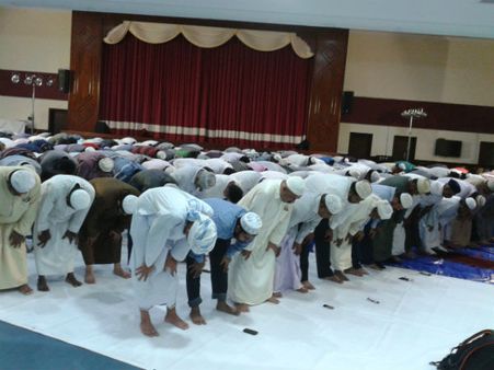 அபுதாபியில் அய்மான் சங்கம் இணைந்து நடத்திய புனித லைலத்துல் கத்ர் சிறப்பு நிகழ்ச்சி