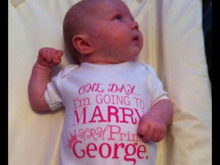 ‘குட்டி இளவரசன்’ ஜார்ஜ் தான் என் மணவாளன்...: பேஸ்புக்கில் போட்டோ போட்ட 9 வார ‘குட்டிப்பாப்பா’...