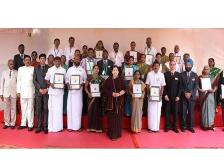 உணவு பொருள் கடத்தலை துணிச்சலுடன் தடுத்த அதிகாரி சுகி பிரேமலாவுக்கு கல்பனா சாவ்லா விருது