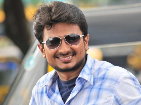 தலைவா விவகாரம்..ஜெயலலிதாவை ட்விட்டரில் கலாய்த்த உதயநிதி! கரம் கோர்த்த துரைதயாநிதி!