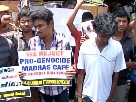 மெட்ராஸ் கபேக்கு எதிராக சென்னையில் வீதிகளில் இறங்கி போராடிய மாணவர்கள்