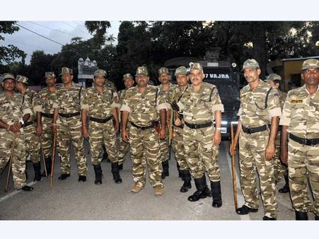 அயோத்தியில் பதற்றம்- 70 வி.ஹெச்.பி தலைவர்களுக்கு எதிராக அரெஸ்ட் வாரண்ட்- கொடி அணிவகுப்பு!!