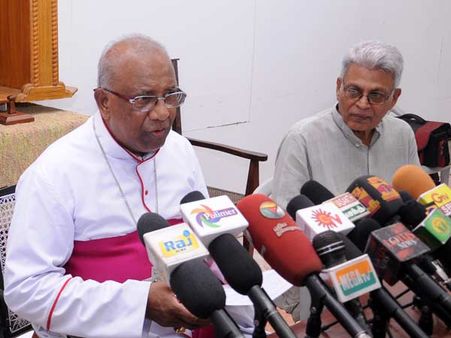 கடல் மணல் தாது மோசடி- விரிவான விசாரணை கோரும் தூத்துக்குடி ஆயர் இவோன் அம்புரோஸ்