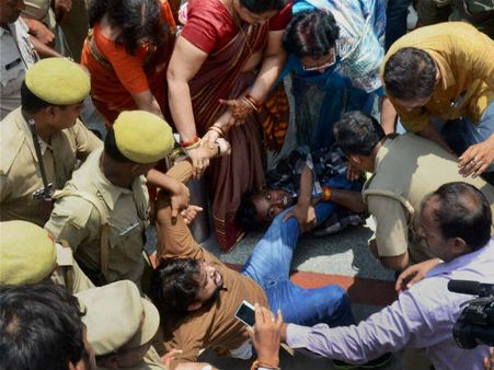 அயோத்தி யாத்திரை.. 'சமாஜ்வாடி- பாஜகவின் மேட்ச் பிக்சிங்' ..சாடுகிறார் திக்விஜய்சிங்