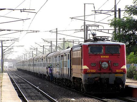 பல்லவனில் ஏறினால் இனி திருச்சியையும் தாண்டி காரைக்குடி வரை போகலாம்