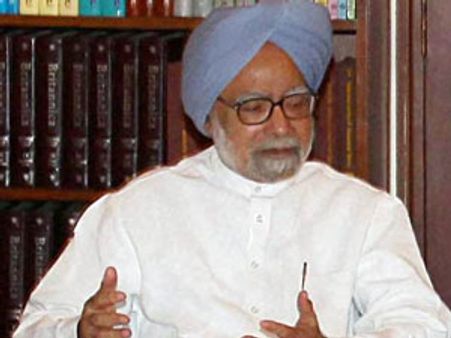 பொருளாதார நெருக்கடிதான்... நாளை விளக்கம் அளிக்கிறேன்: பிரதமர் மன்மோகன்சிங்!