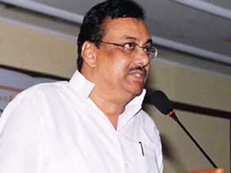 பிரபாகரன் அடம் பிடித்ததால்தான் தனி ஈழத்தைப் பிரிக்கவில்லை ராஜீவ்.. இளங்கோவன்