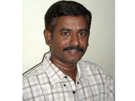 ஏழைகளை சிரிக்க விடாமல் தடுக்கும் தங்கம்!