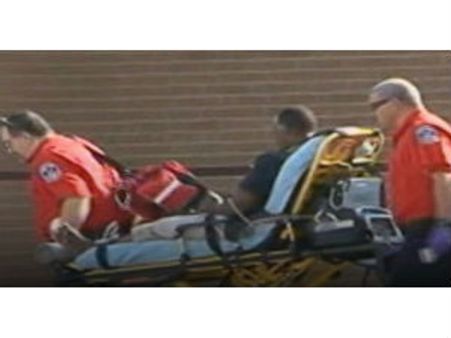 அமெரிக்க பள்ளியில் மாணவன் குத்திக் கொலை, 3 பேர் காயம்