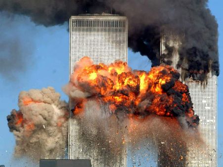 நெஞ்சை பிளந்த வைத்த செப்டம்பர் 11..நீங்கா நினைவுகளுடன் நினைவுகூரும் அமெரிக்கர்கள்!