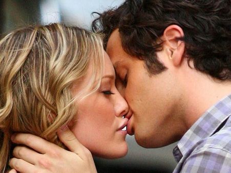 வாயுடன் வாய் முத்தம் ஆகாது... வியன்னாவில் புது உத்தரவு