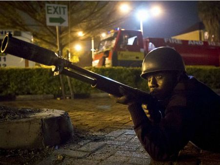 கென்யா தாக்குதல்: 137 பிணையக் கைதிகள் பலி என ஷெபாப் அறிவிப்பு: அரசு மறுப்பு