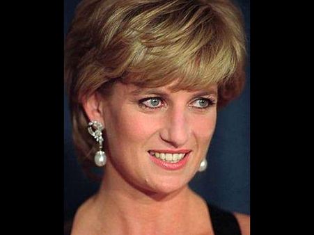 வில்லியம் அன்ட் பேமிலிக்காக சாகும் முன்பு டேப்பில் பேசி வைத்த இளவரசி டயானா