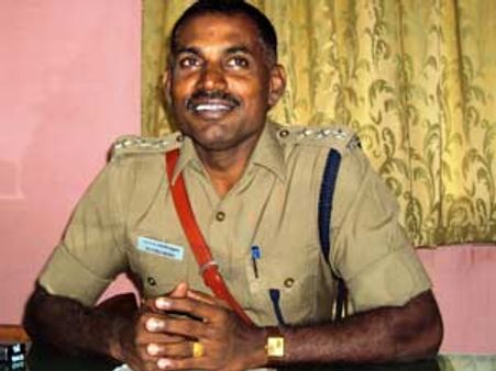 85 டி.எஸ்.பி.,க்களுக்கு பதவி உயர்வு: ராமநாதபுரம் கூடுதல் எஸ்பியாக வெள்ளைத்துரை நியமனம்…