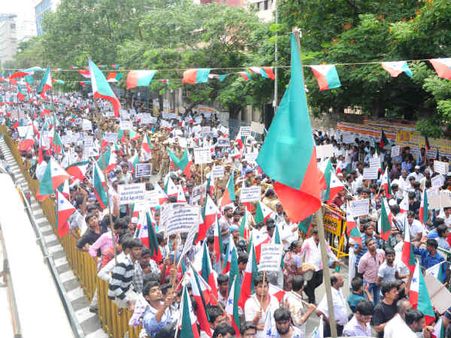 மனித உரிமை மீறல்களைக் கண்டித்து போராட்டம்- பாப்புலர் பிரண்ட் ஆப் இந்தியா அமைப்பினர் கைது