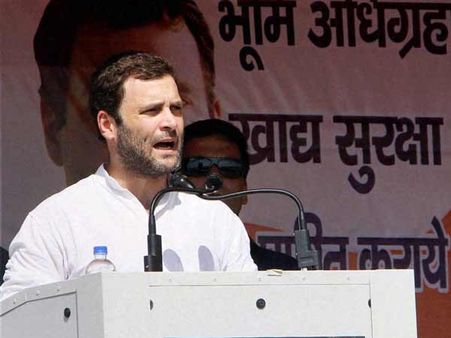 முசாபர்நகர் கலவரத்துக்கு அரசியல்வாதிகளே காரணம்: ராகுல் குற்றச்சாட்டு