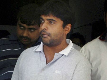 ஐபிஎல் பெட்டிங்... குருநாத்திடம் விசாரணை நடத்துகிறது சுப்ரீம் கோர்ட் நியமித்த குழு!