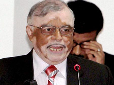 மணல் அள்ள 100% தடை விதித்தது தவறு: தலைமை நீதிபதி சதாசிவம் கருத்து