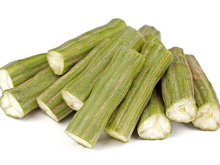 ஒரு முருங்கைக்காய் 15 ரூபாய்! காய்கறி விலை உயர்வால் கலக்கம்!!
