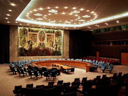 இந்த உலகத்தில் பெட்ரோலியமும் தீவிரவாதமும் இருக்கும் வரை!...