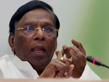 ராஜபக்சே தம்பியிடம் கரியவாஸம் குறித்து கண்டனம் தெரிவிப்போம்- நாராயணசாமி