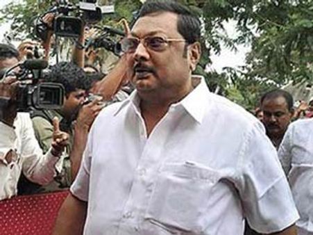 ஏற்காடு இடைத் தேர்தலுக்கான திமுக ஆலோசனைக் கூட்டம்.. அழகிரி ஆதரவாளர்கள் 'ஆப்சென்ட்'!