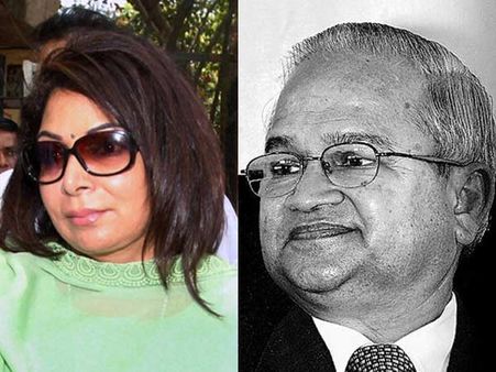 ராடியா வழக்கு: மத்திய அரசு, சிபிஐக்கு சுப்ரீம் கோர்ட் நோட்டீஸ்! நீதிபதி சிங்வி விலகல்!!