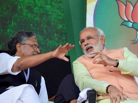 மோடியைக் கொல்ல மனித வெடிகுண்டாக வந்தோம்.. கைதானவர் பரபரப்பு வாக்குமூலம்